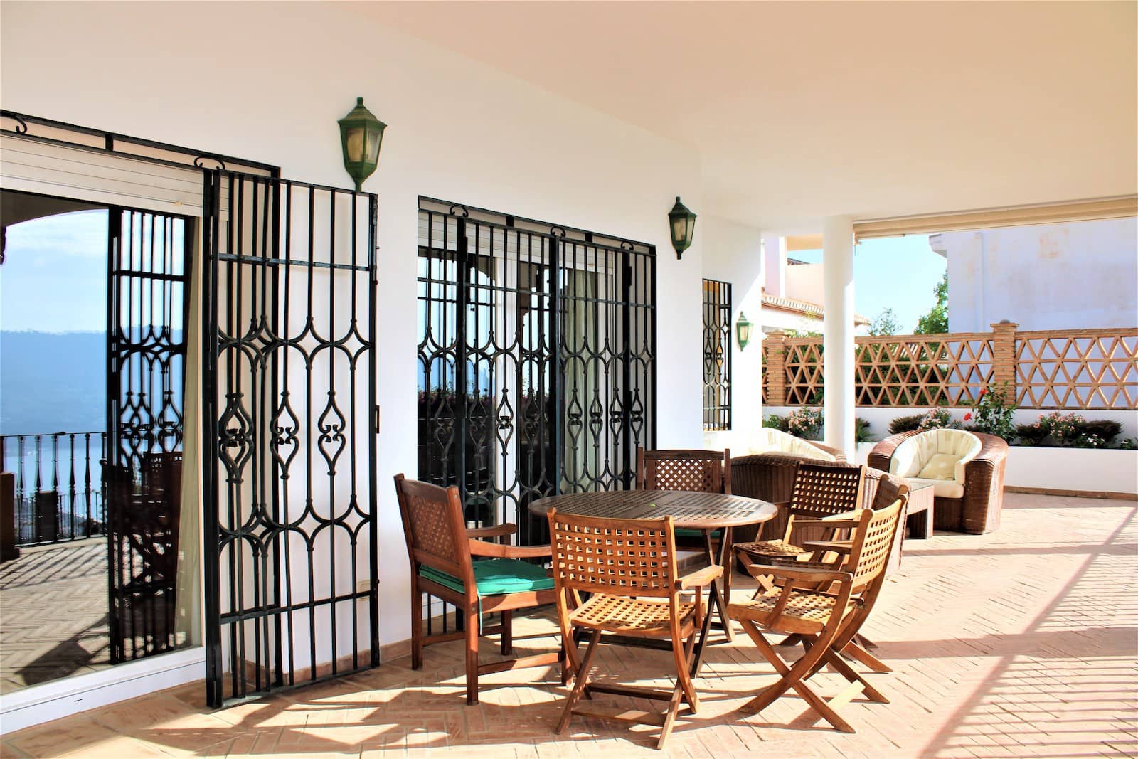 5 soverom Villa til salgs i La Herradura med svømmebasseng garasje - € 1 650 000 (Ref: 8304560)