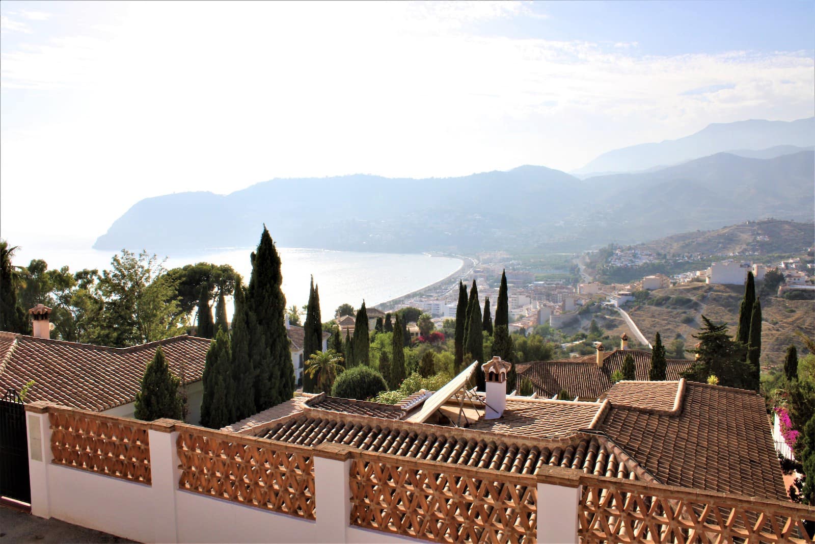 5 soverom Villa til salgs i La Herradura med svømmebasseng garasje - € 1 650 000 (Ref: 8304560)