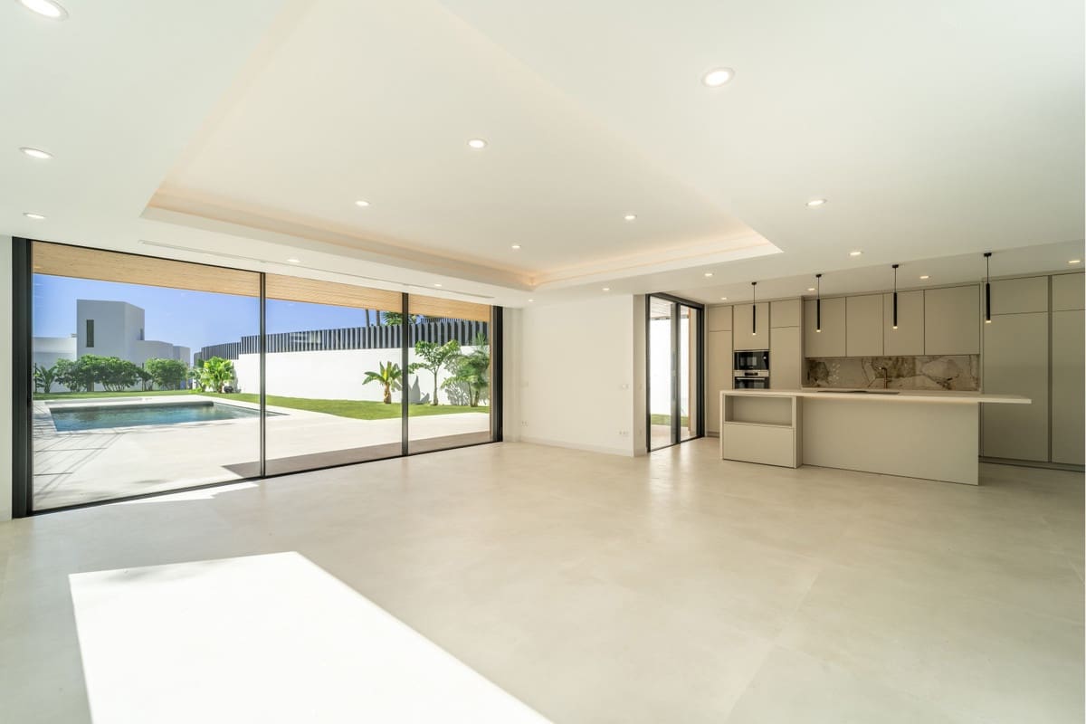 5 soveværelse Villa til salg i La Capellania med swimmingpool - € 2.190.000 (Ref: 8343613)