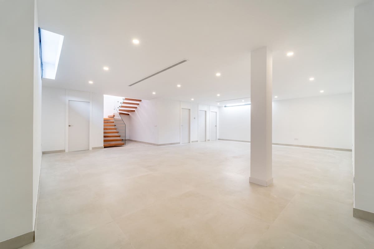 5 soveværelse Villa til salg i La Capellania med swimmingpool - € 2.190.000 (Ref: 8343613)