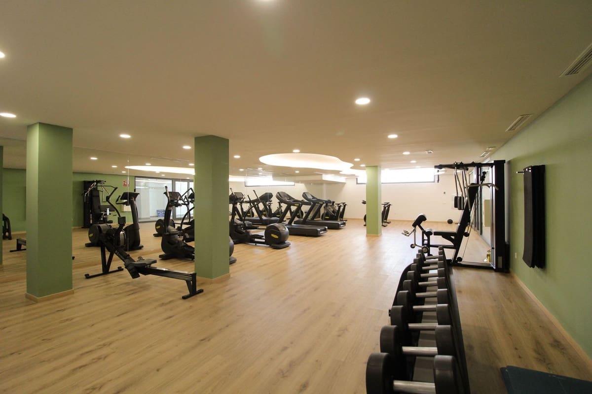 2 soveværelse Lejlighed til salg i La Cala de Mijas med swimmingpool - € 375.000 (Ref: 8459148)