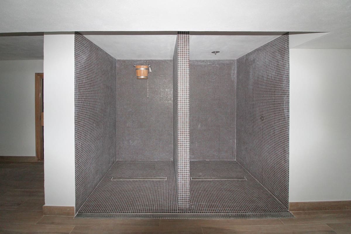 2 soveværelse Lejlighed til salg i La Cala de Mijas med swimmingpool - € 375.000 (Ref: 8459148)