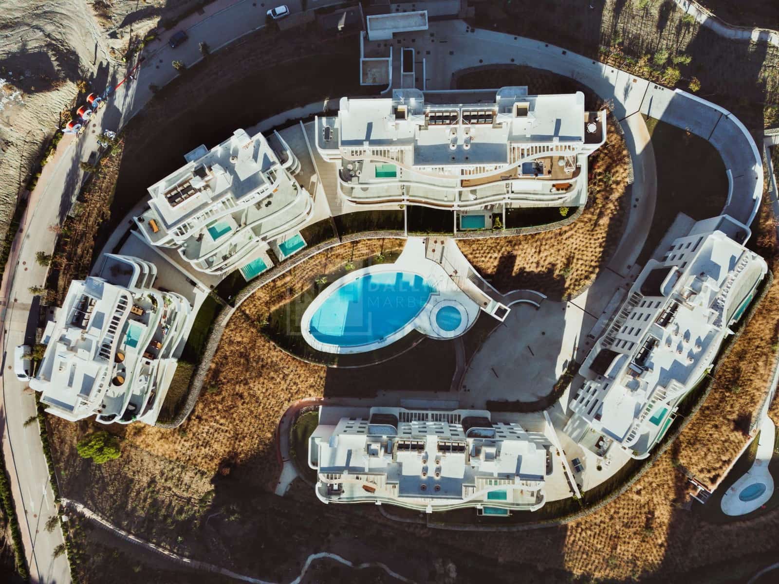 3 soveværelse Penthouse til salg i Fuengirola med swimmingpool - € 1.275.000 (Ref: 8459149)