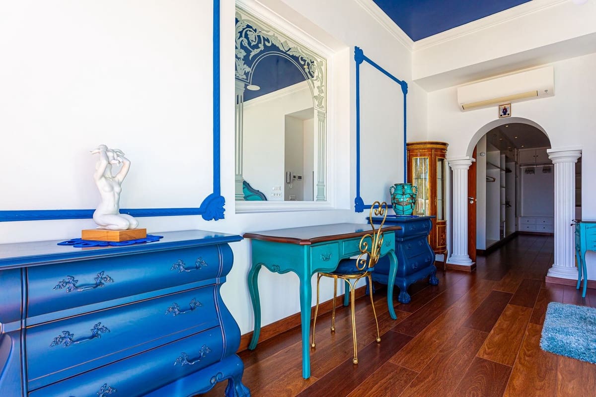 8 sypialnia Willa na sprzedaż w Benalmadena z basenem garażem - 8 000 000 € (Ref: 8524676)