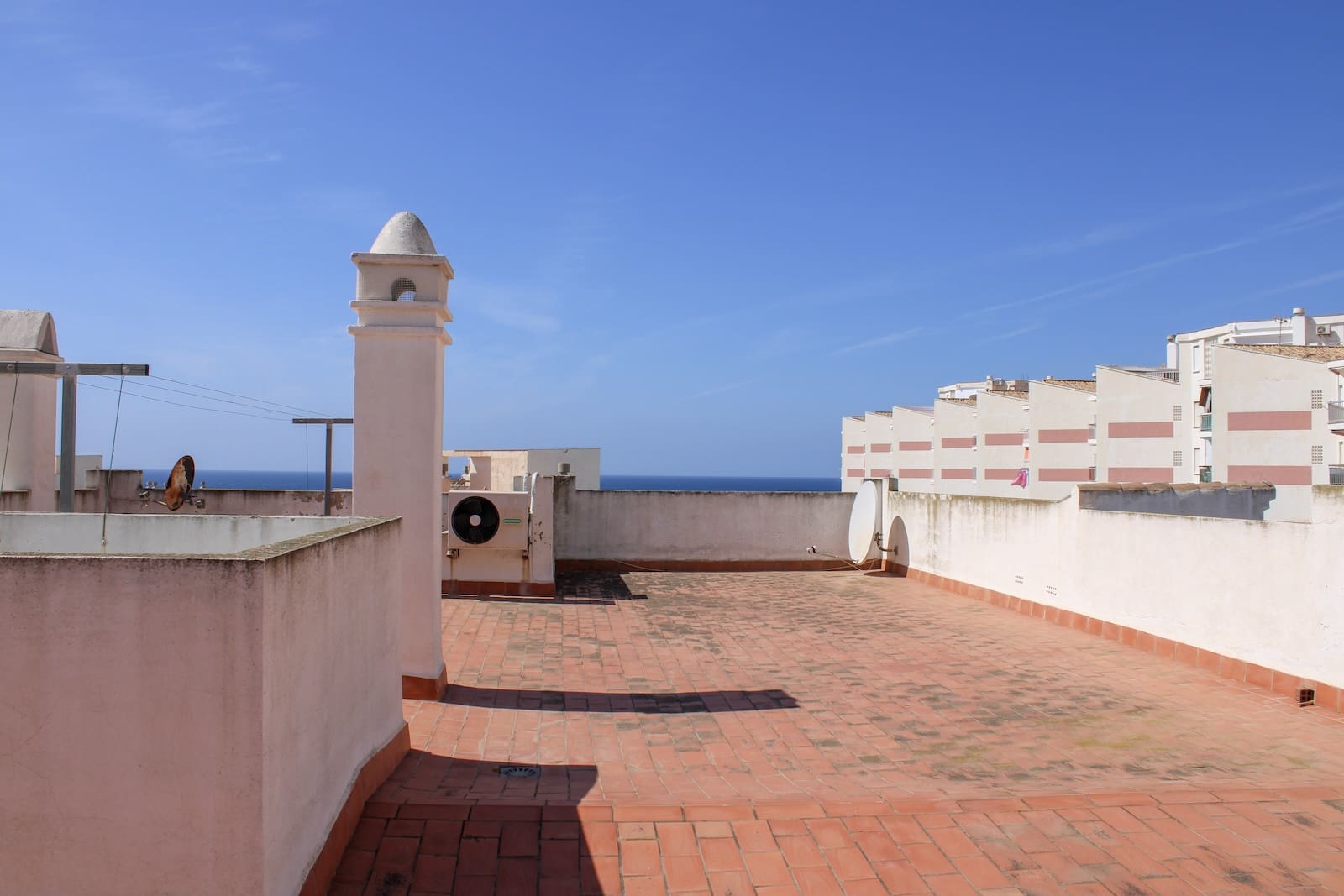 3 soveværelse Lejlighed til salg i Salobrena med swimmingpool garage - € 299.000 (Ref: 8536042)