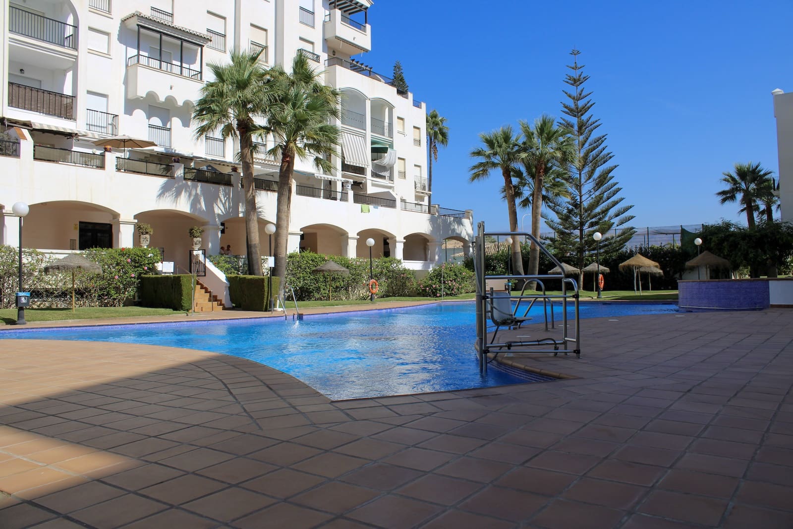 3 soveværelse Lejlighed til salg i Salobrena med swimmingpool garage - € 299.000 (Ref: 8536042)