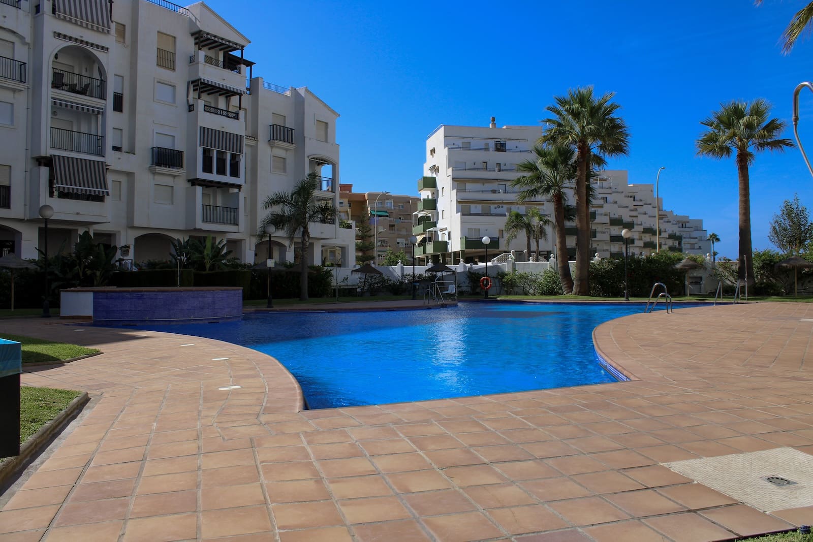 3 soveværelse Lejlighed til salg i Salobrena med swimmingpool garage - € 299.000 (Ref: 8536042)