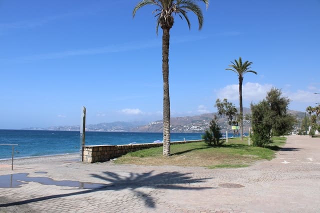 3 soveværelse Lejlighed til salg i Salobreña med swimmingpool garage - € 299.000 (Ref: 8536042)