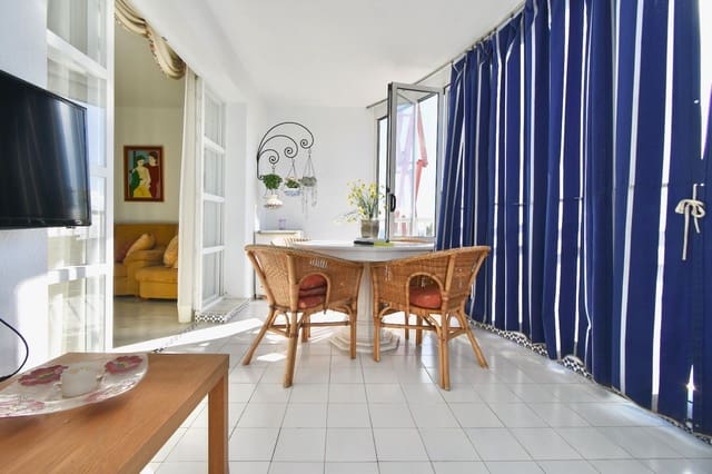 3 soveværelse Lejlighed til salg i Centro ciudad, Fuengirola med swimmingpool - € 700.000 (Ref: 8541244)