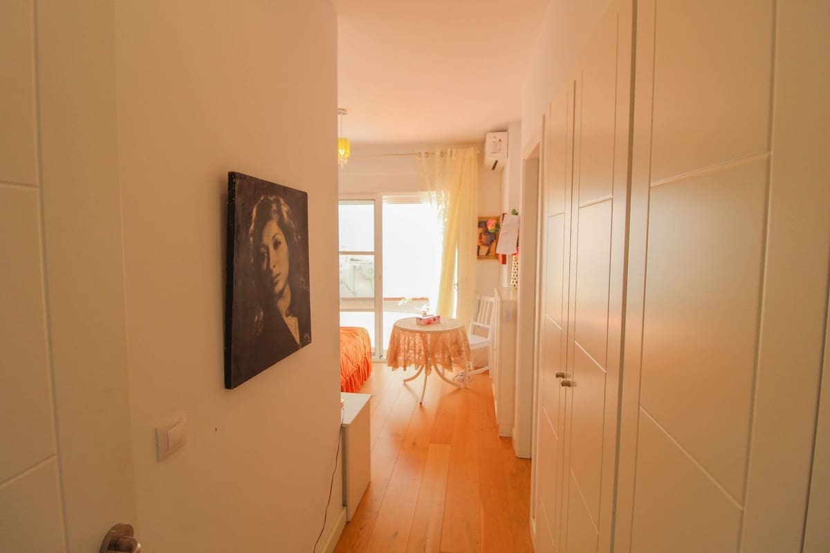 4 soveværelse Semi-Rækkehus til salg i Benalmadena med swimmingpool - € 935.000 (Ref: 8558224)