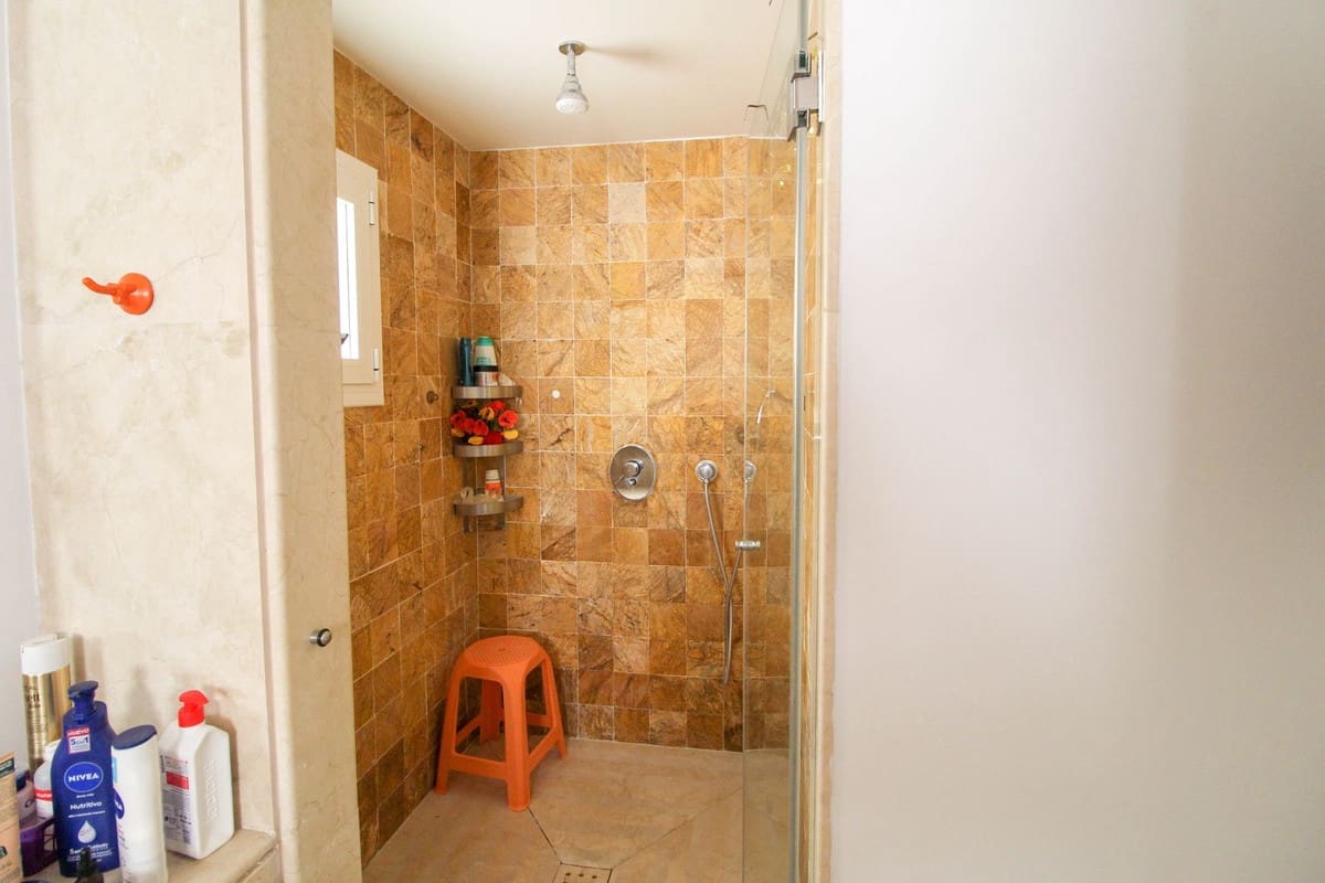 4 soveværelse Semi-Rækkehus til salg i Benalmadena med swimmingpool - € 935.000 (Ref: 8558224)