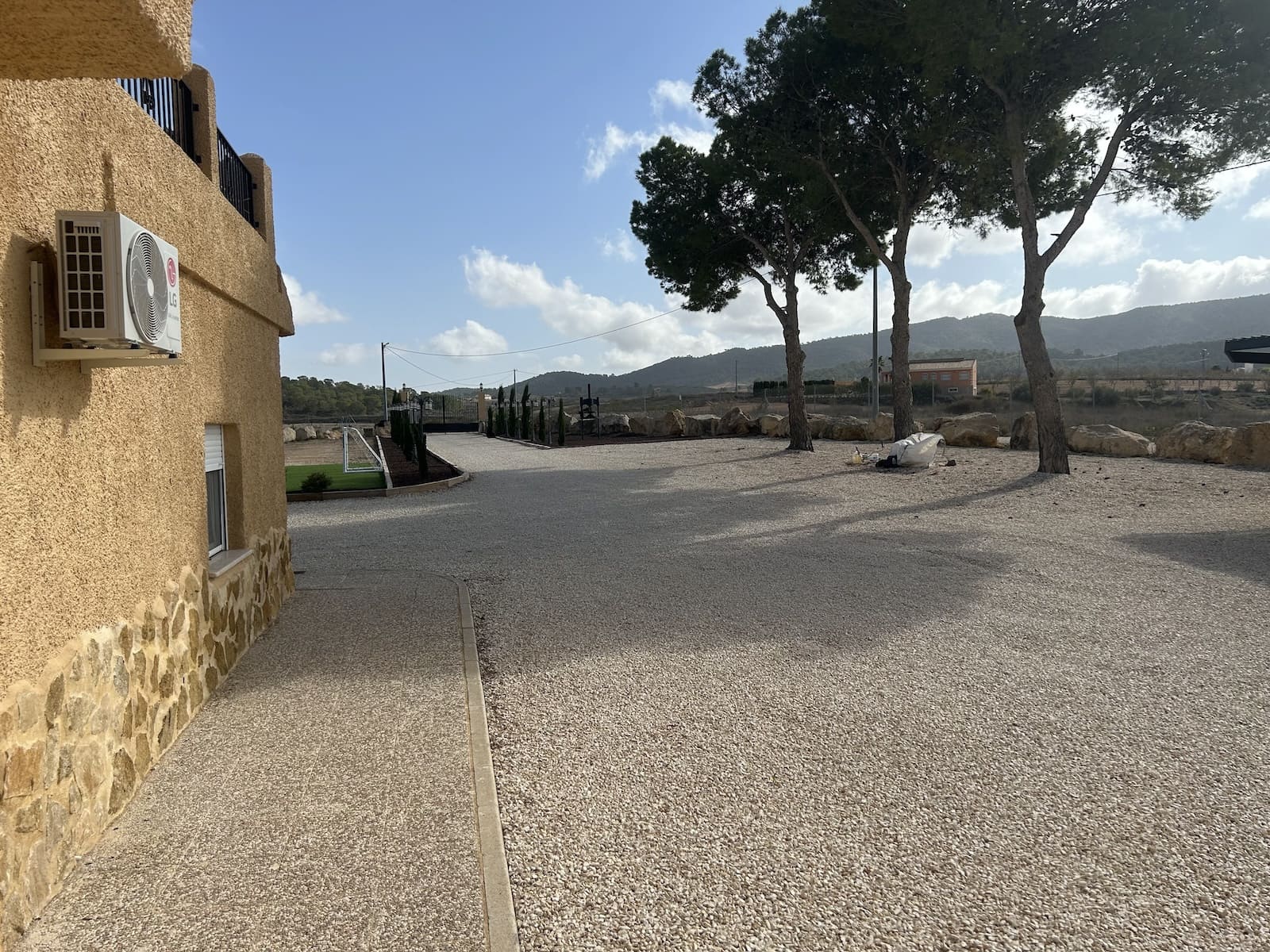 10 bedroom Guesthouse/B & B for sale in Jumilla with pool - € 1,199,000 (Ref: 8635446)