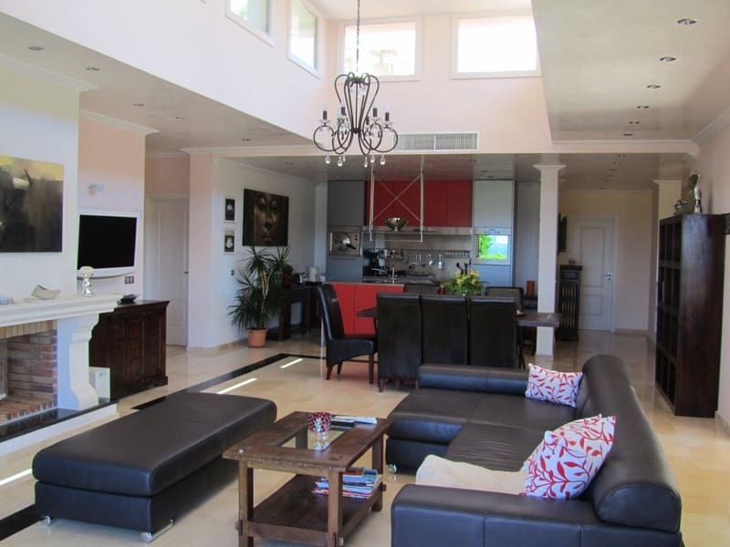 3 soverom Villa til salgs i Costa de la Calma med svømmebasseng garasje - € 2 650 000 (Ref: 8736551)