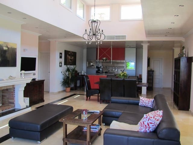 3 soverom Villa til salgs i Costa de la Calma, Calvià med svømmebasseng garasje - € 2 650 000 (Ref: 8736551)