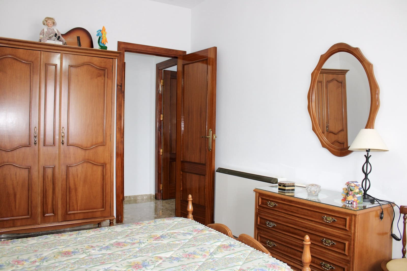 4 soveværelse Villa til salg i Fuente Vaqueros med garage - € 370.000 (Ref: 8738833)