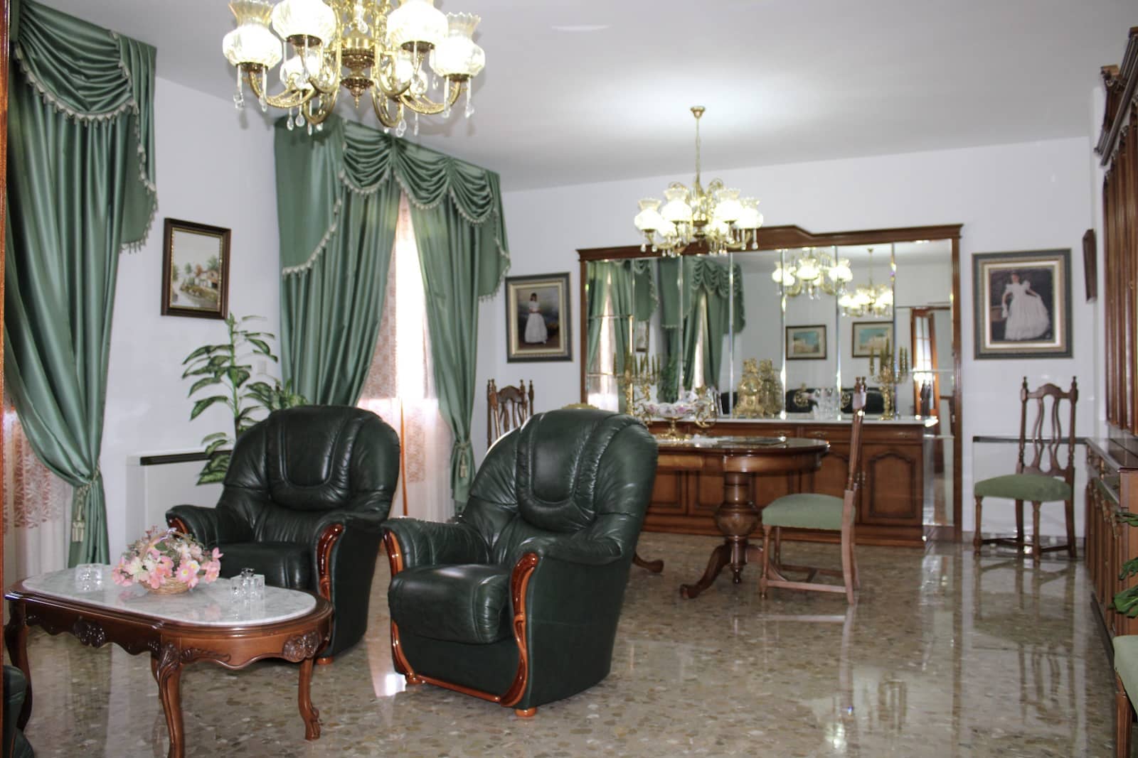 4 soveværelse Villa til salg i Fuente Vaqueros med garage - € 370.000 (Ref: 8738833)