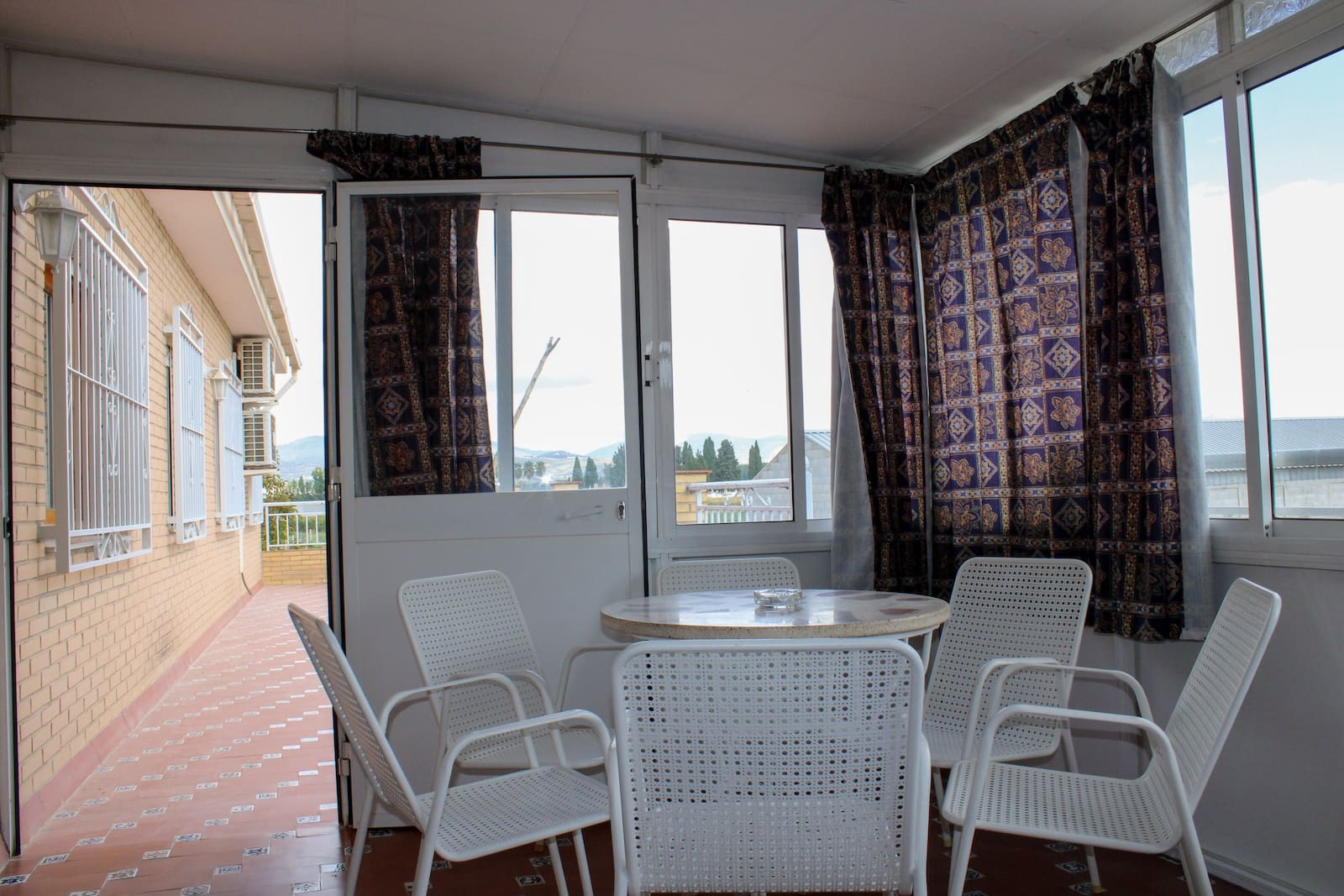 4 soveværelse Villa til salg i Fuente Vaqueros med garage - € 370.000 (Ref: 8738833)