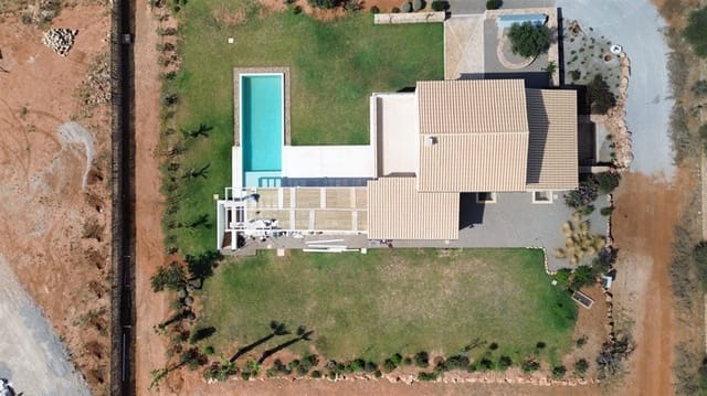 5 soveværelse Villa til salg i Santanyí med swimmingpool - € 3.250.000 (Ref: 8751638)