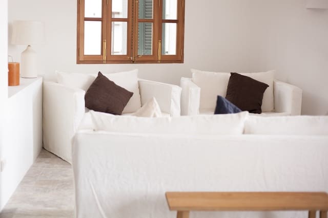 6 bedroom Townhouse for sale in Sóller - € 2,995,000 (Ref: 8751639)