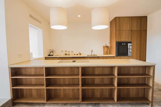 6 bedroom Townhouse for sale in Sóller - € 2,995,000 (Ref: 8751639)