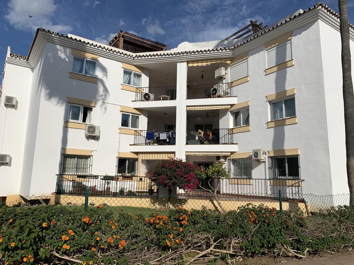 Apartamento de 3 habitaciones en Mijas Golf en venta con piscina garaje - 340.000 € (Ref: 8788244)