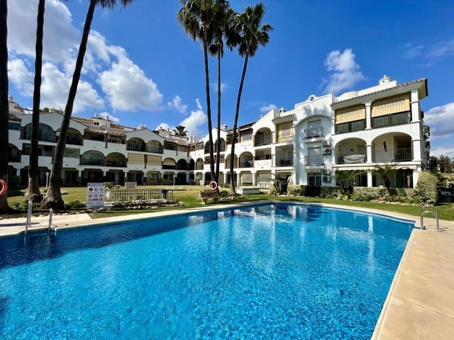 Apartamento de 3 habitaciones en Mijas Golf, Mijas en venta con piscina garaje - 340.000 € (Ref: 8788244)