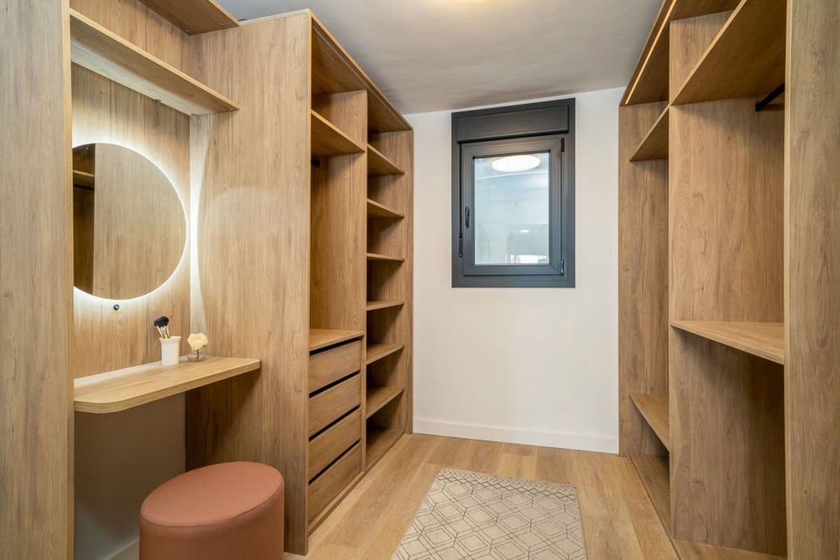 4 bedroom Villa for sale in Mijas with pool garage - € 1,295,000 (Ref: 8789877)