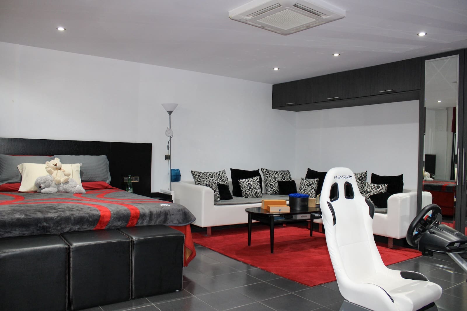 4 soveværelse Villa til salg i Nerja med swimmingpool - € 795.000 (Ref: 8830293)