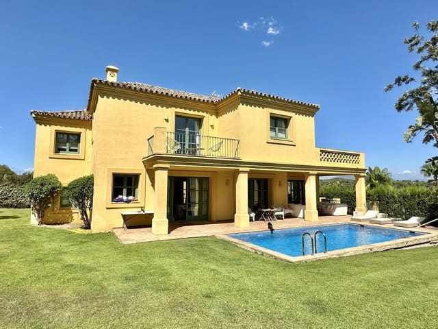 6 soveværelse Villa til salg i Sotogrande Alto, San Roque med swimmingpool garage - € 1.250.000 (Ref: 8830456)