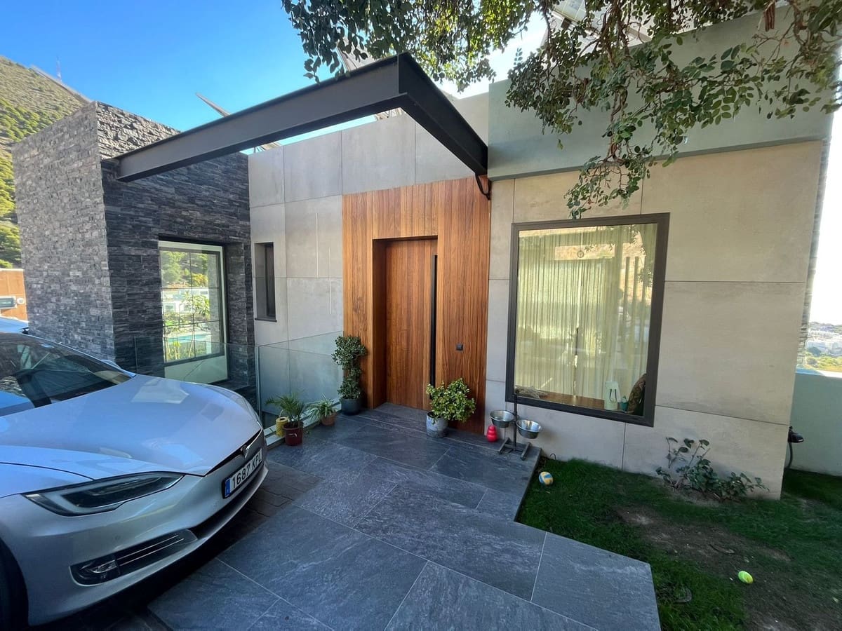 5 soveværelse Byhus til salg i Mijas med swimmingpool - € 1.500.000 (Ref: 8830525)