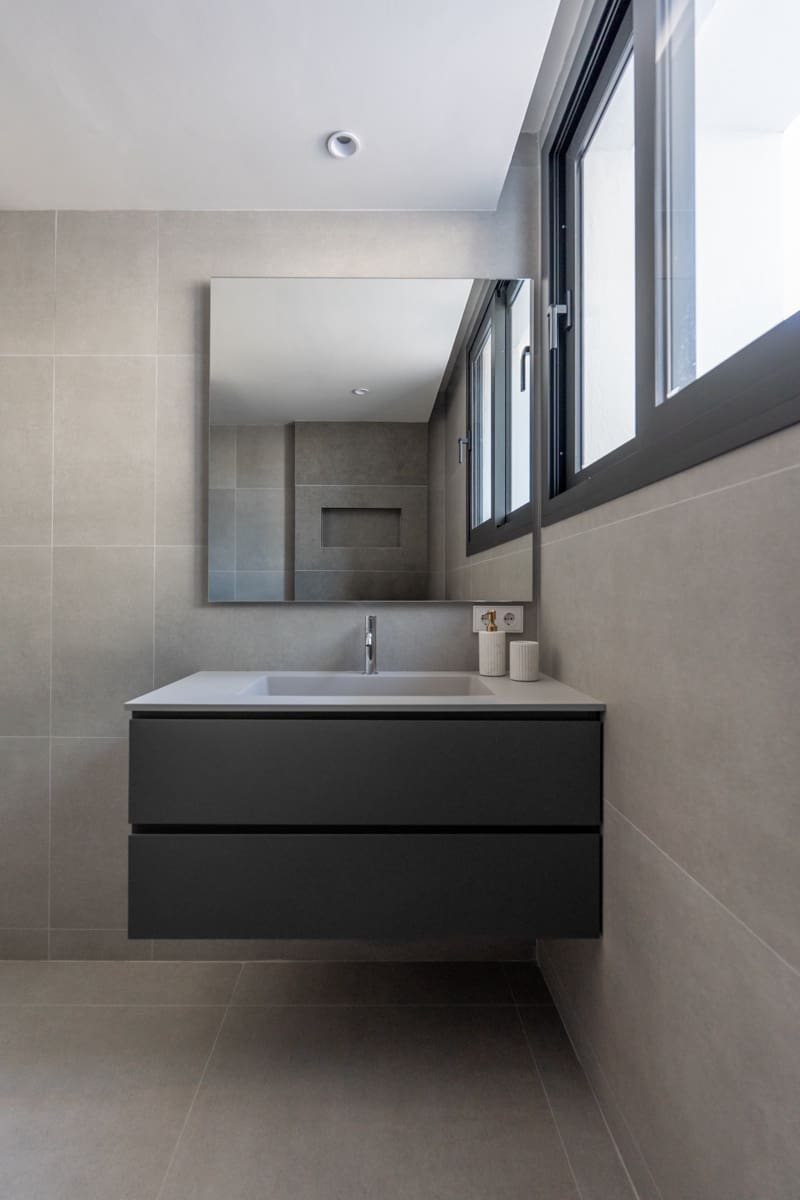 5 soverom Villa til salgs i Nueva Andalucia med svømmebasseng garasje - € 5 250 000 (Ref: 8866437)