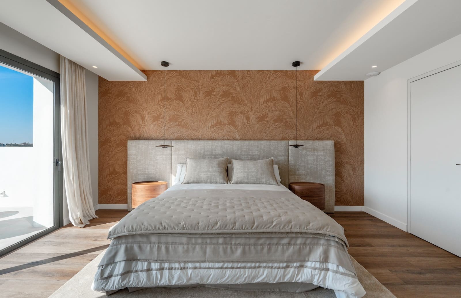 5 soverom Villa til salgs i Nueva Andalucia med svømmebasseng garasje - € 5 250 000 (Ref: 8866437)