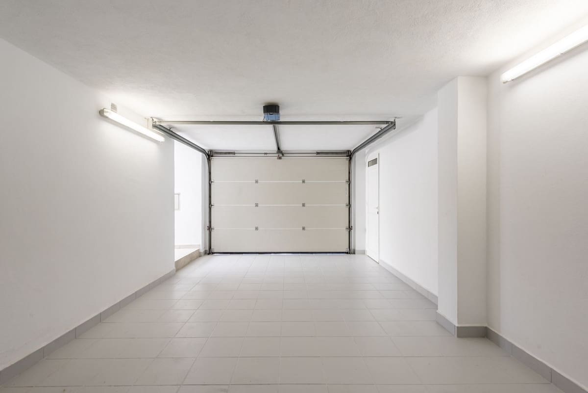 4 soveværelse Villa til salg i Benalmadena Costa med swimmingpool garage - € 1.295.000 (Ref: 8868332)