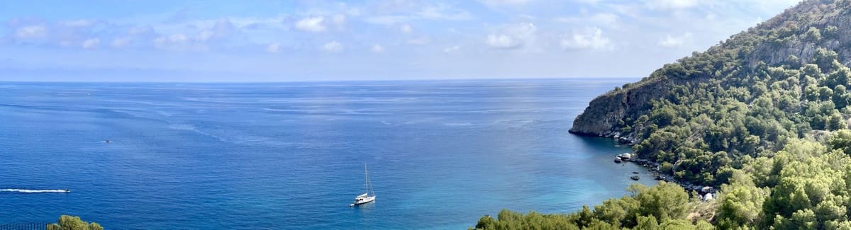 6 soveværelse Semi-Rækkehus til salg i La Herradura med swimmingpool garage - € 990.000 (Ref: 8868462)