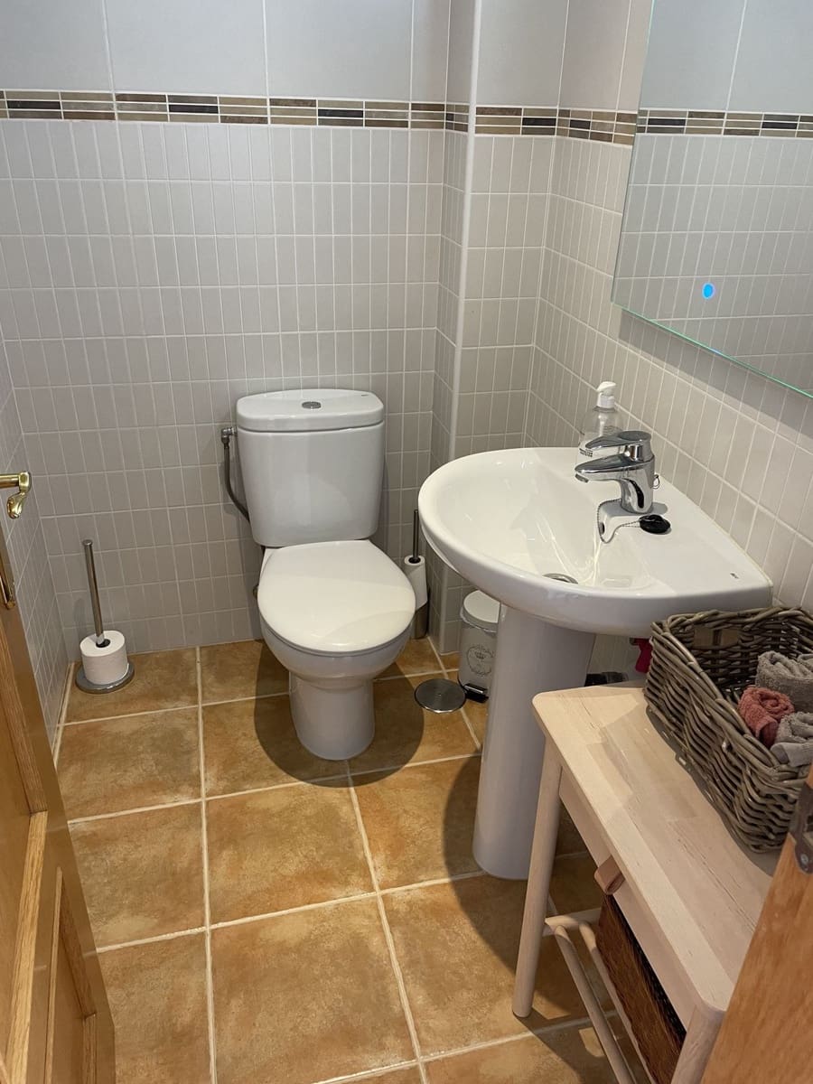 6 soveværelse Semi-Rækkehus til salg i La Herradura med swimmingpool garage - € 990.000 (Ref: 8868462)