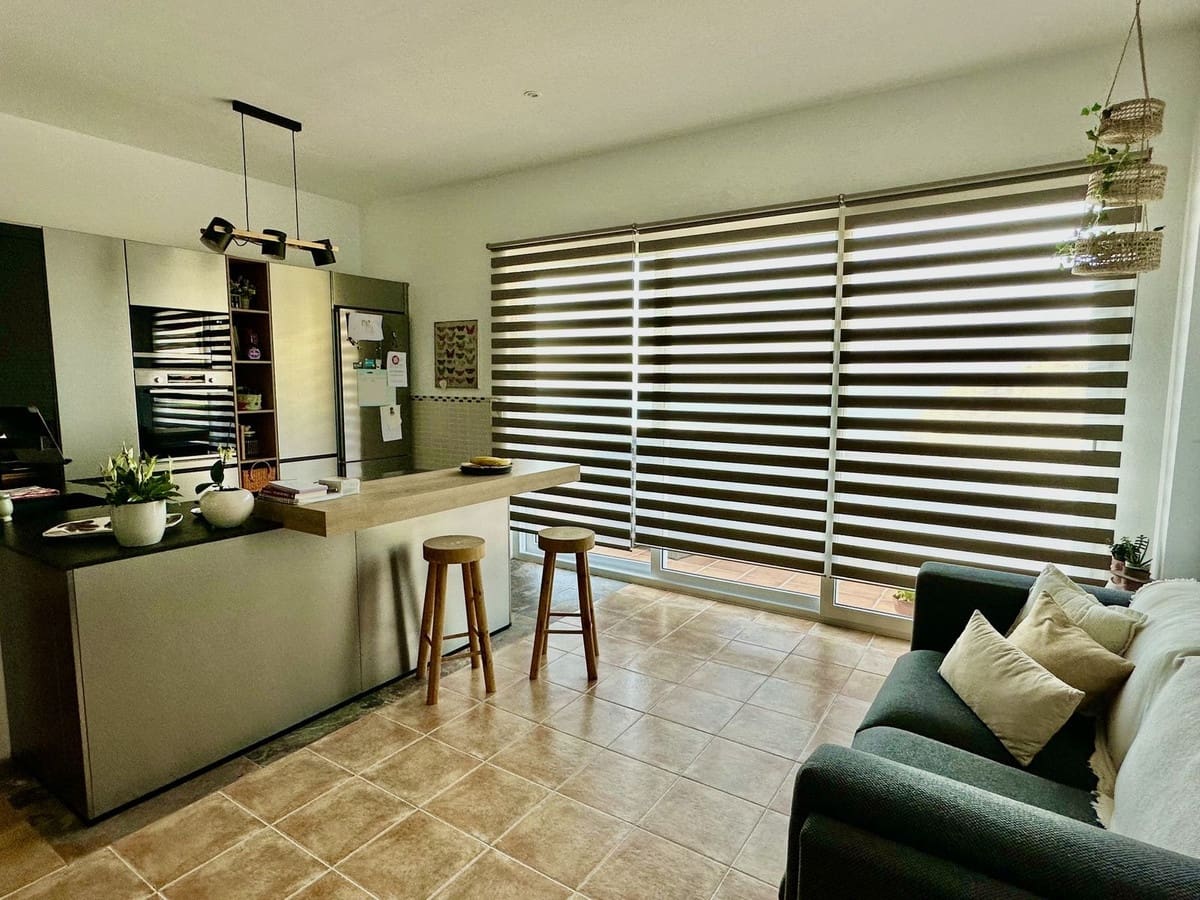 6 soveværelse Semi-Rækkehus til salg i La Herradura med swimmingpool garage - € 990.000 (Ref: 8868462)