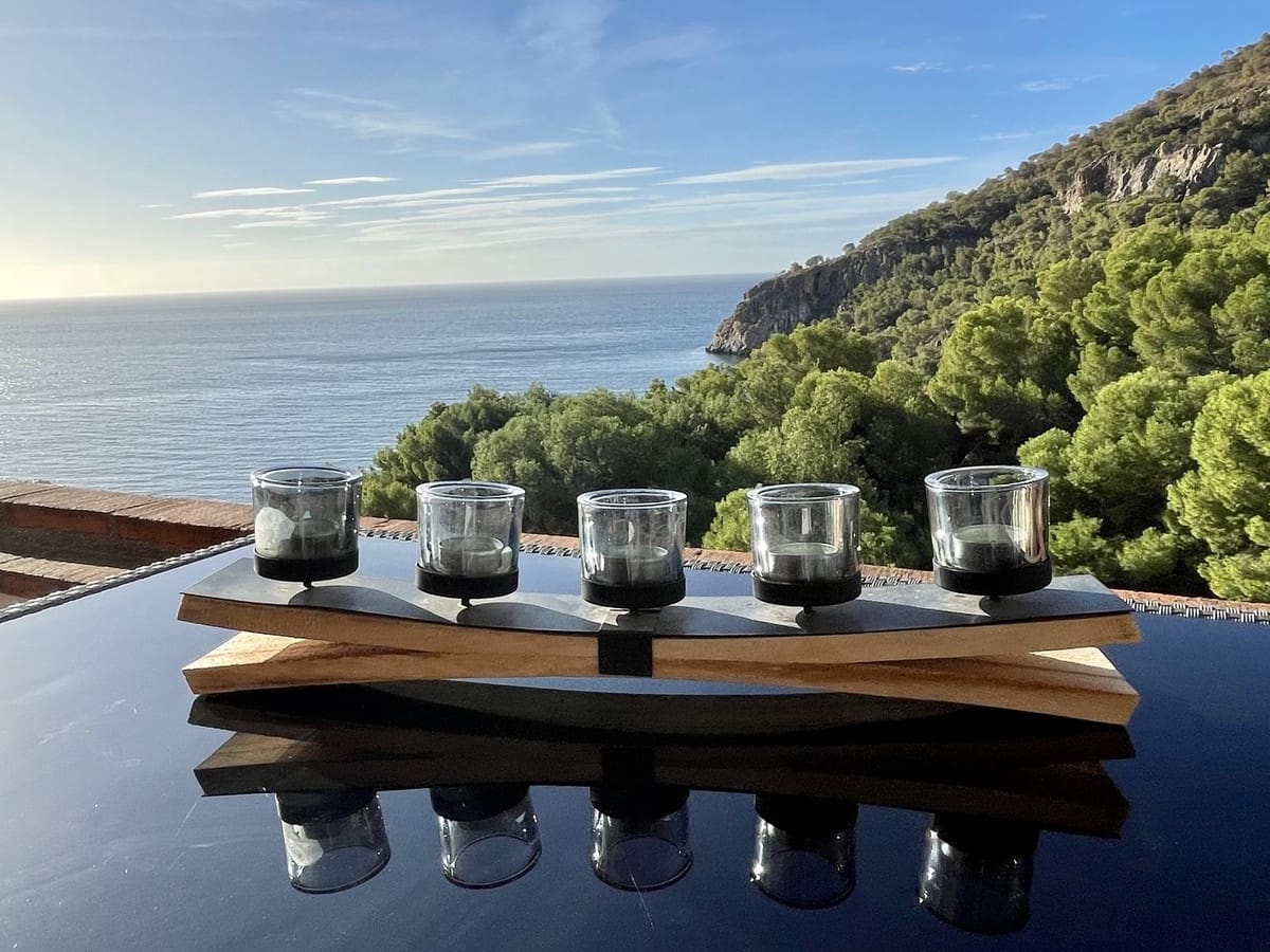 6 soveværelse Semi-Rækkehus til salg i La Herradura med swimmingpool garage - € 990.000 (Ref: 8868462)