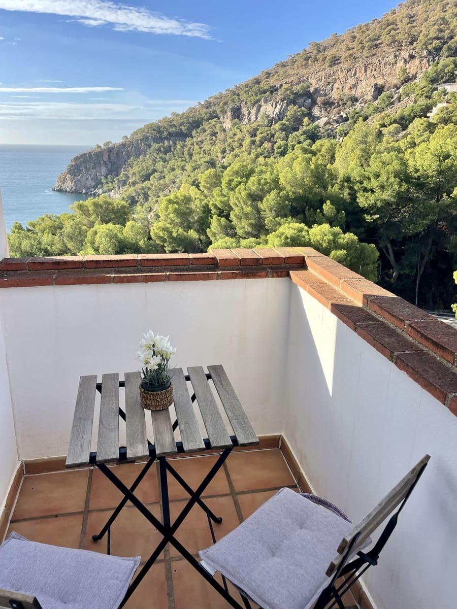 6 soveværelse Semi-Rækkehus til salg i La Herradura med swimmingpool garage - € 990.000 (Ref: 8868462)