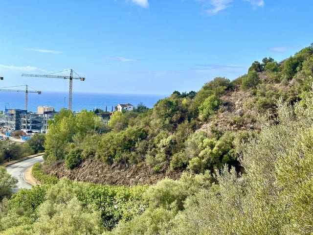 Building Plot for sale in Los Monteros, Marbella - € 650,000 (Ref: 8873568)