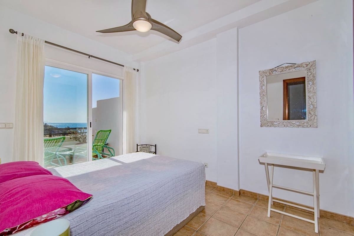 3 soveværelse Byhus til salg i Almunecar med garage - € 370.000 (Ref: 8891871)