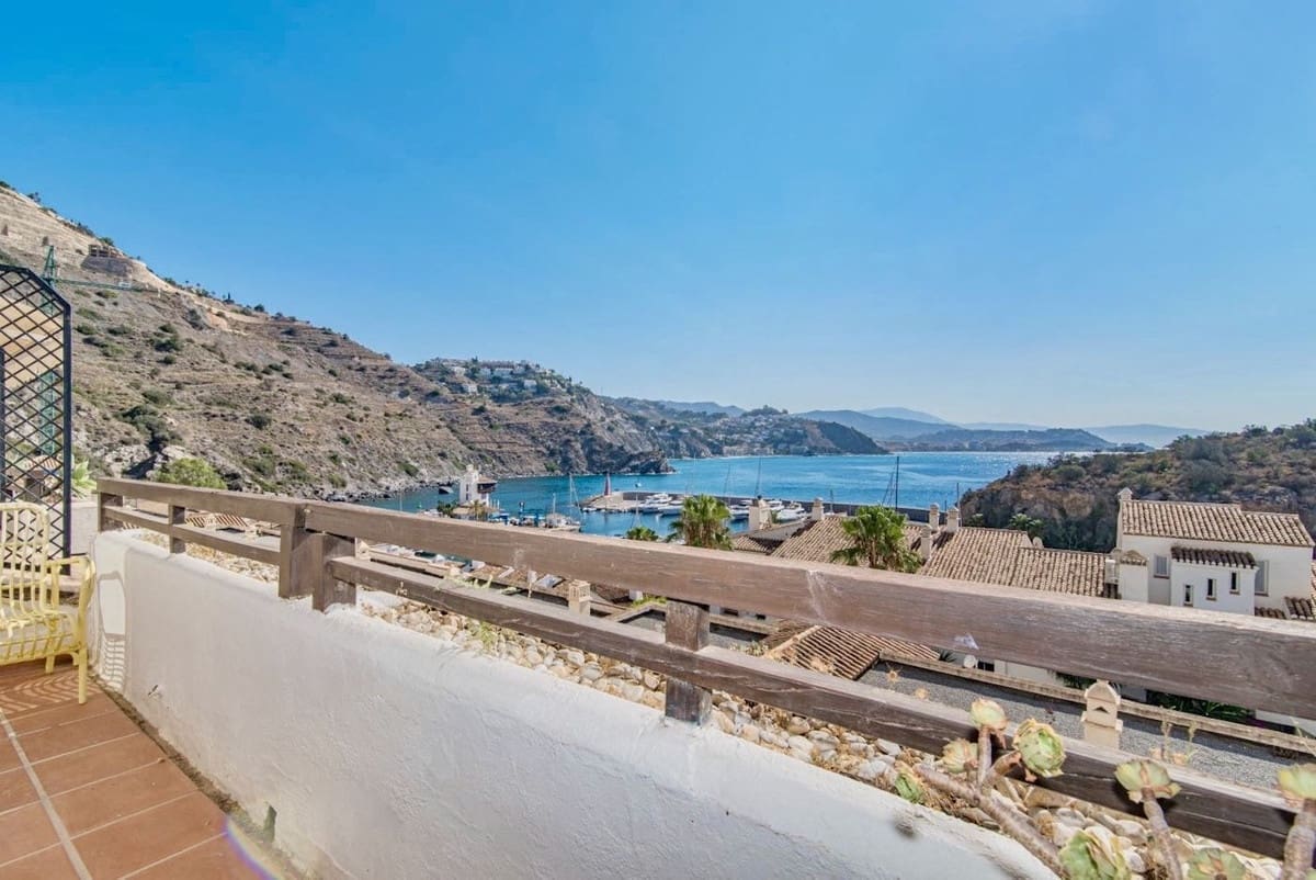 3 soveværelse Byhus til salg i Almunecar med garage - € 370.000 (Ref: 8891871)