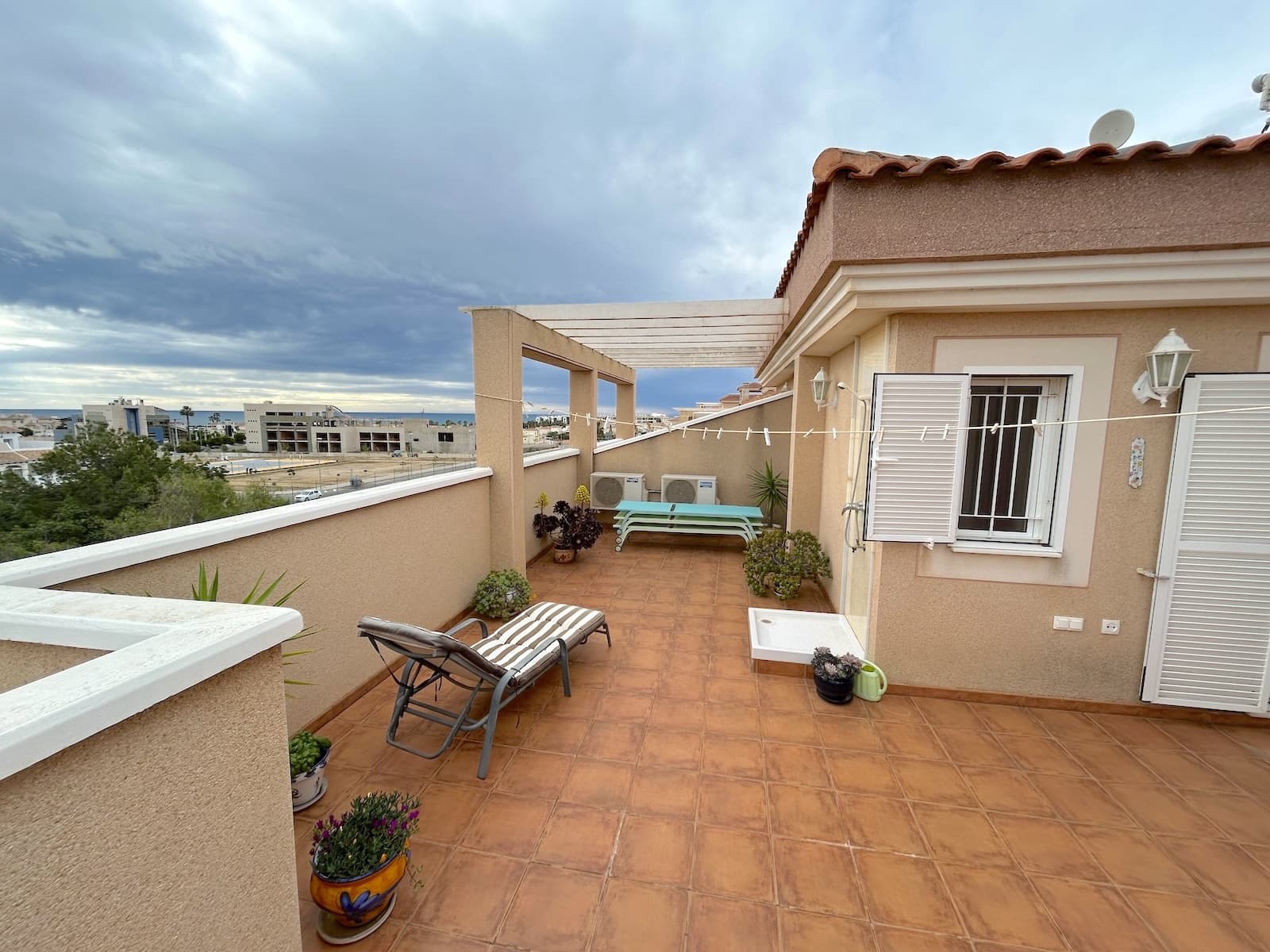 2 soveværelse Lejlighed til salg i La Zenia med swimmingpool - € 230.000 (Ref: 8935741)
