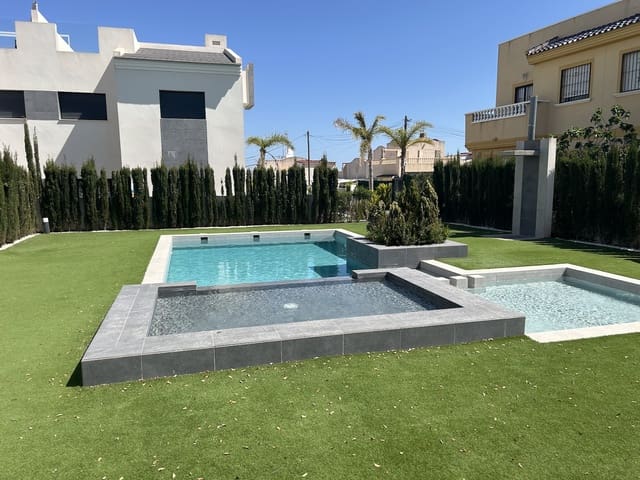 2 soveværelse Lejlighed til salg i Los Balcones med swimmingpool - € 290.000 (Ref: 8936159)