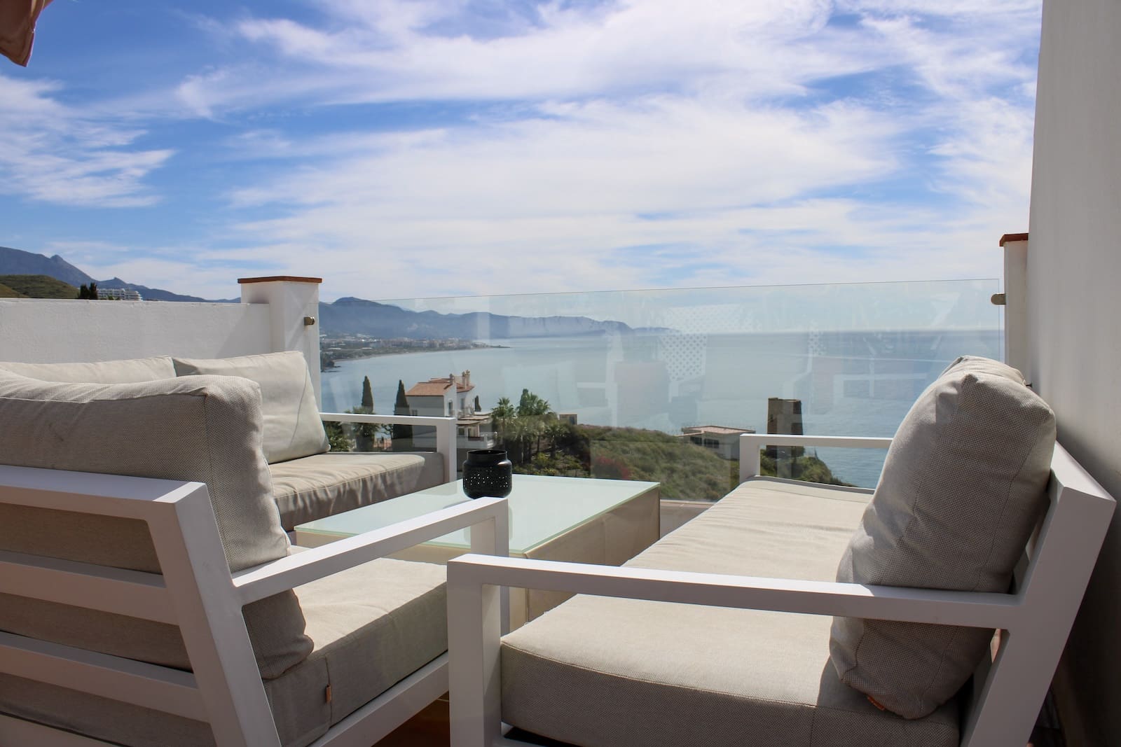 2 soveværelse Semi-Rækkehus til salg i Nerja med swimmingpool - € 395.000 (Ref: 8956100)