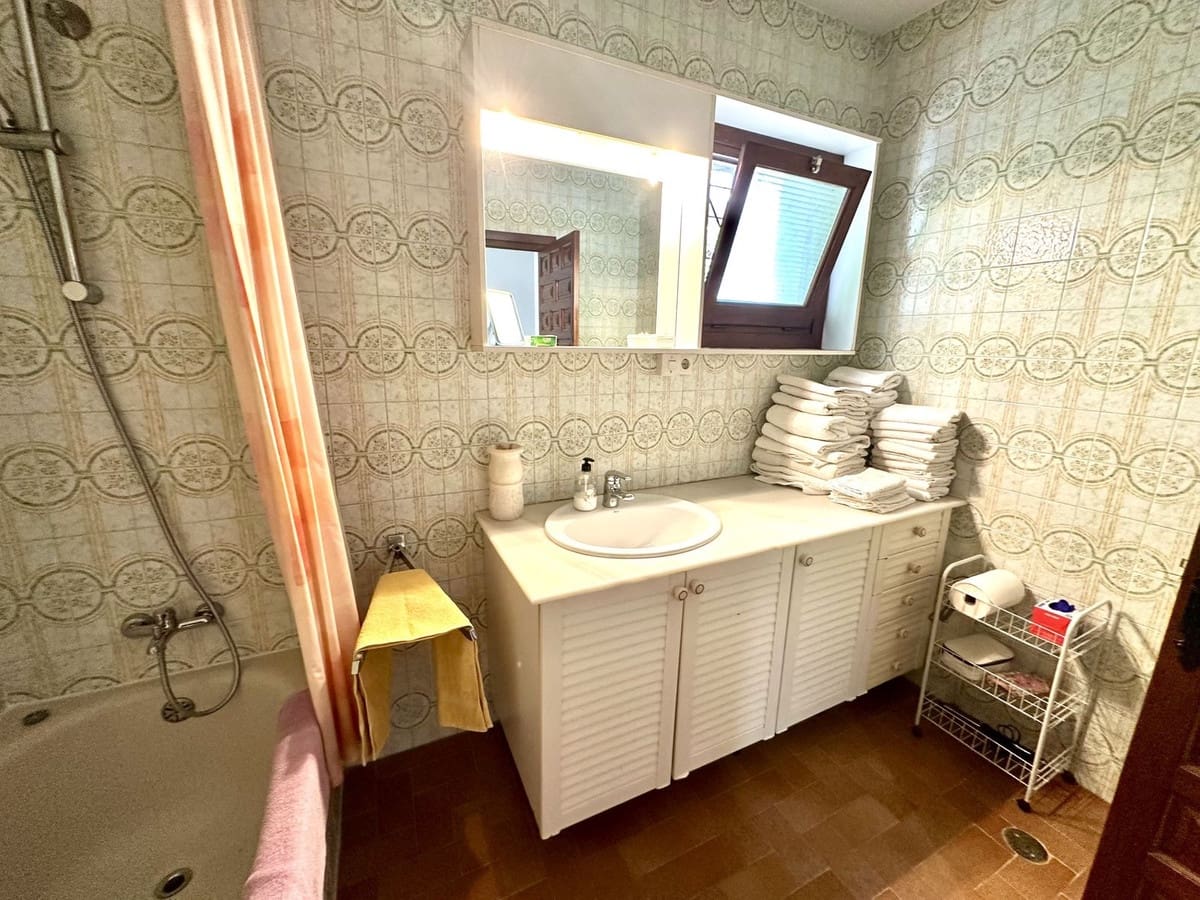 3 soveværelse Villa til salg i Torremuelle med swimmingpool garage - € 975.000 (Ref: 8977594)