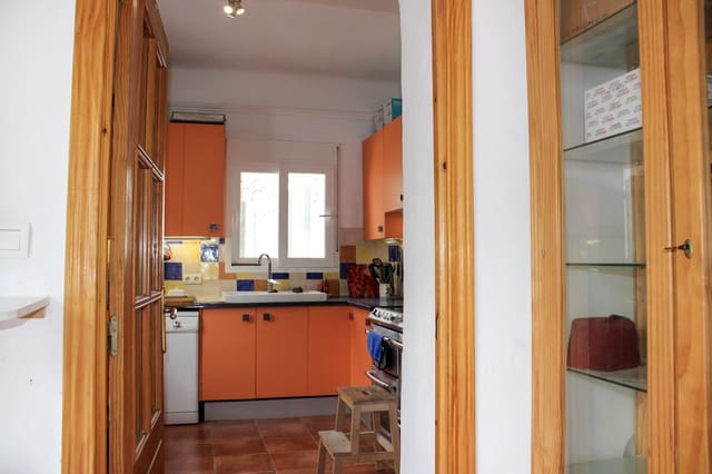 5 soveværelse Villa til salg i Motril med swimmingpool - € 285.000 (Ref: 8981800)