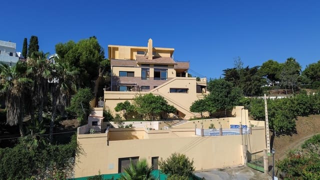 6 soveværelse Villa til salg i Salobreña med swimmingpool garage - € 950.000 (Ref: 9006637)