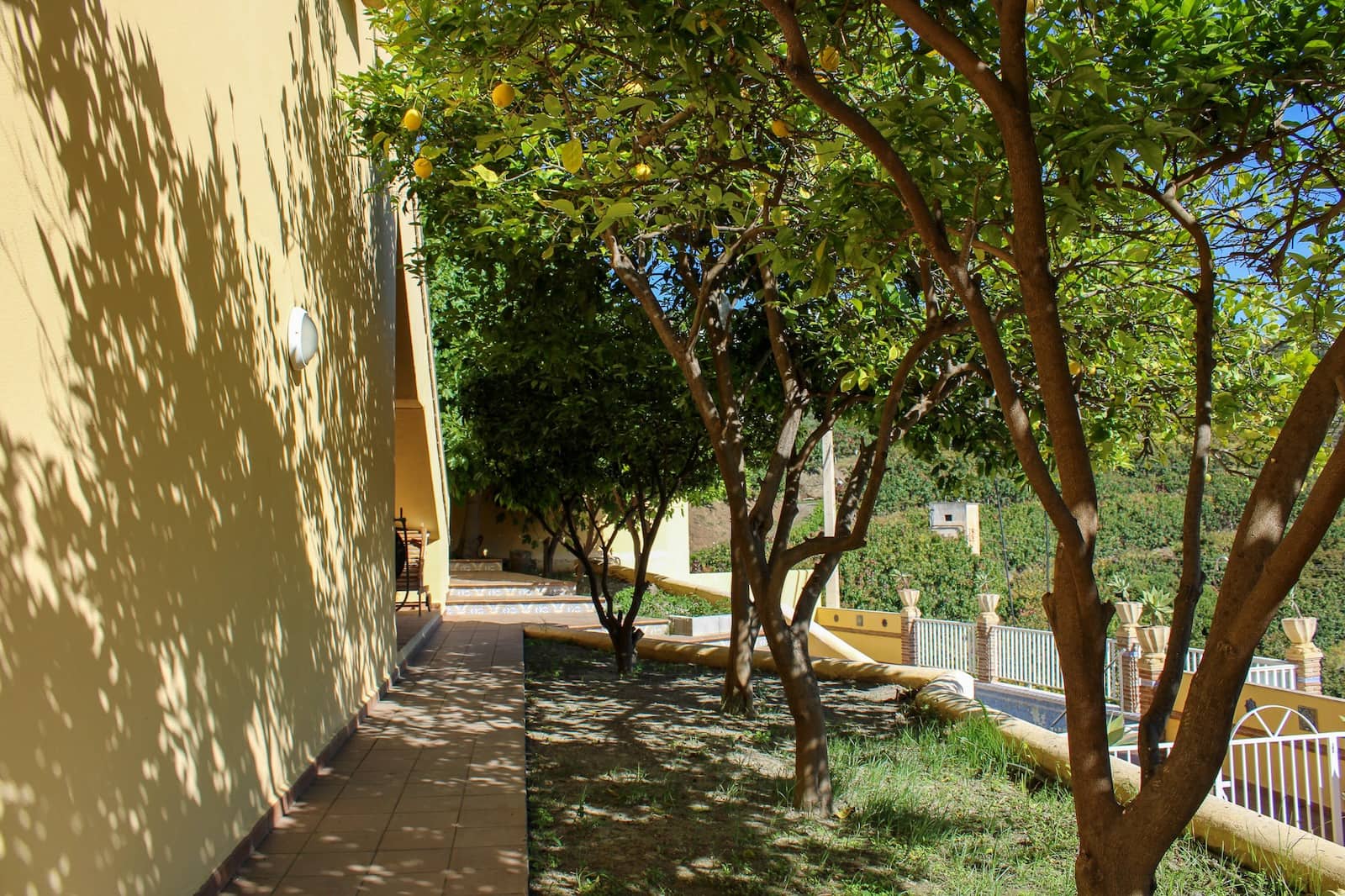 6 soveværelse Villa til salg i Salobrena med swimmingpool garage - € 950.000 (Ref: 9006637)