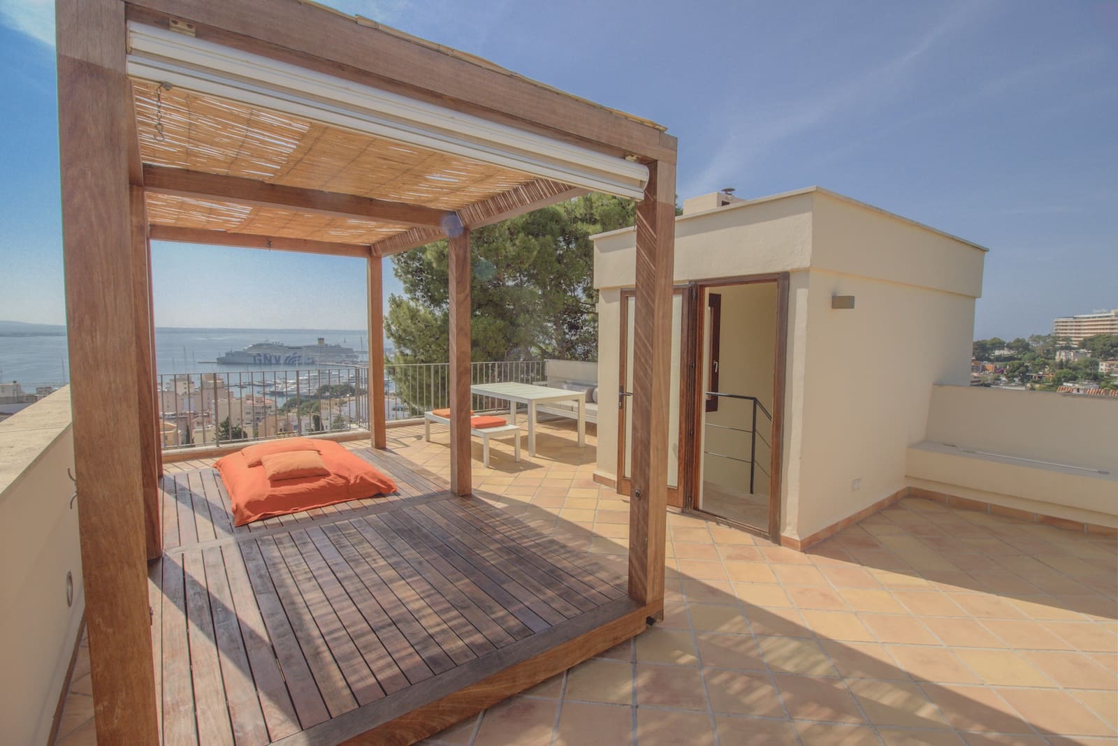 4 soveværelse Villa til salg i Palma de Mallorca med swimmingpool garage - € 5.985.000 (Ref: 9049820)