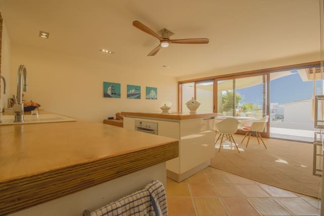 4 soveværelse Villa til salg i El Terreno, Palma de Mallorca med swimmingpool garage - € 5.985.000 (Ref: 9049820)